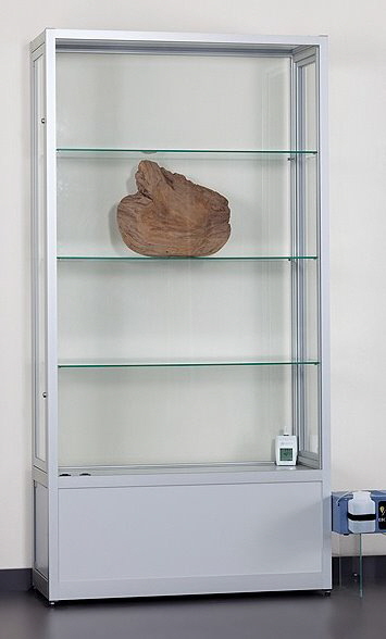 Glasvitrine V8 1000-O-TECH, staubdicht und beleuchtet