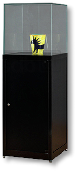 Standvitrine mit Glassturz